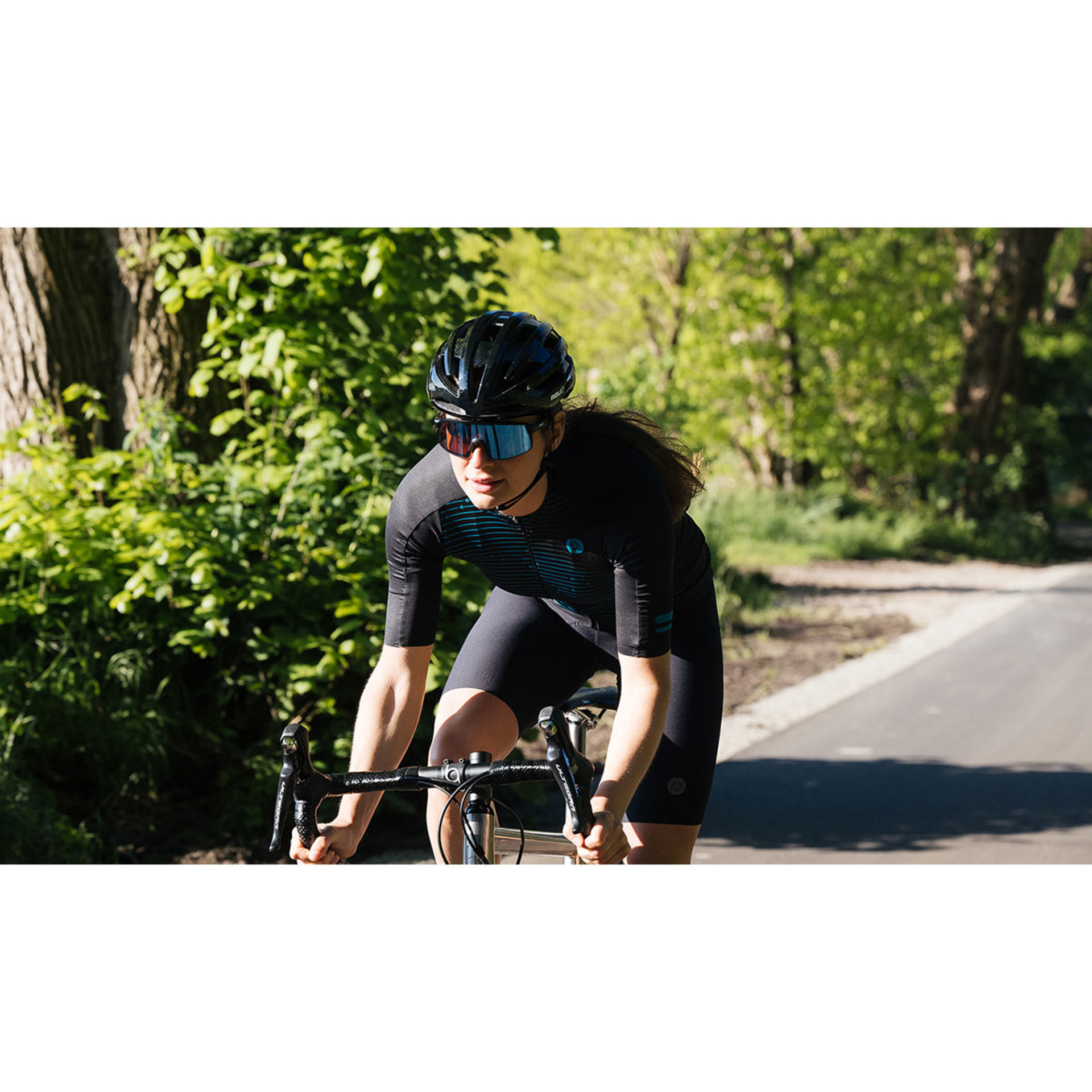 AGU Subsonic MIPS Race Fietshelm Zwart