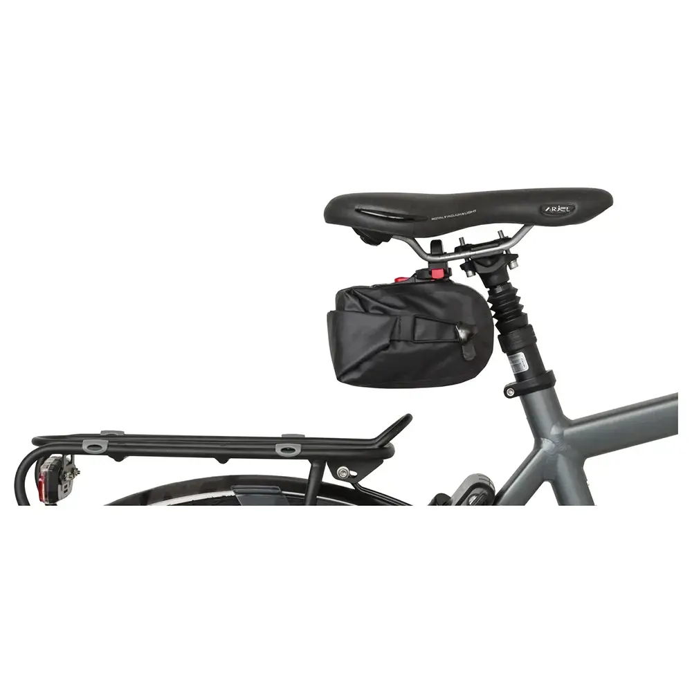 AGU Shelter 1.3L Zadeltas Zwart