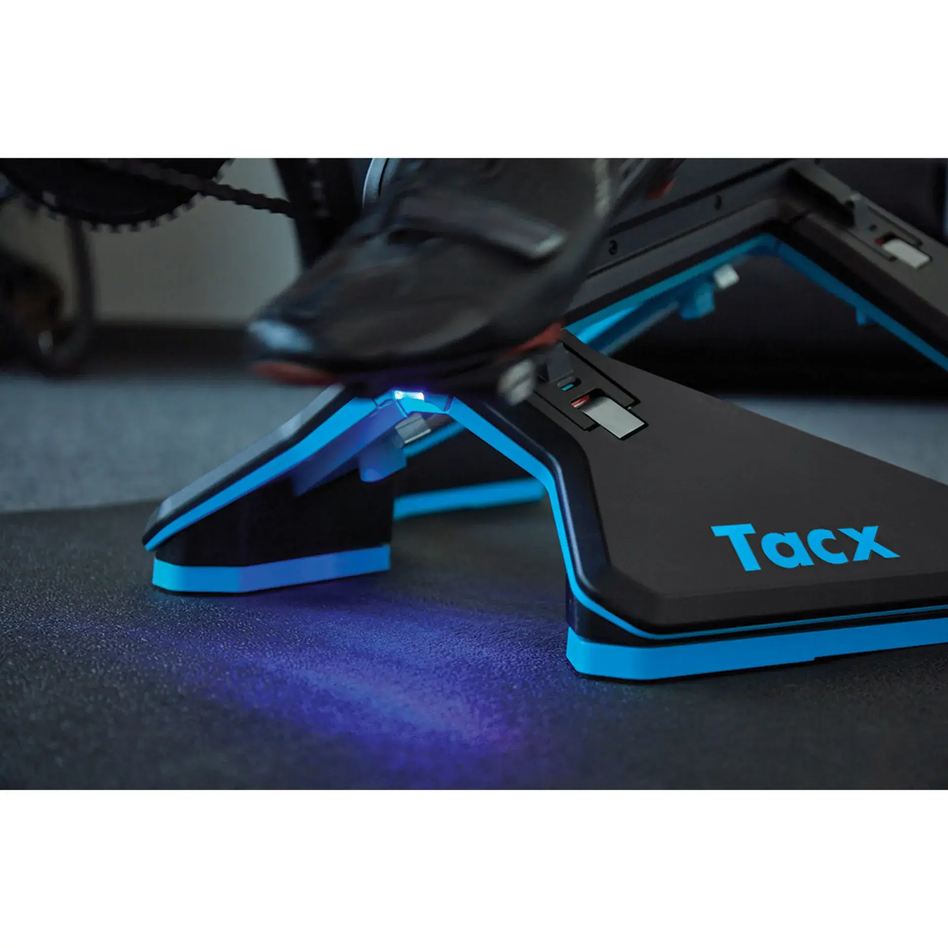 アクセサリー Tacx NEO Motion Plates Tacx NEO Motion Plates | Sports & Fitness | Garmin Singapore