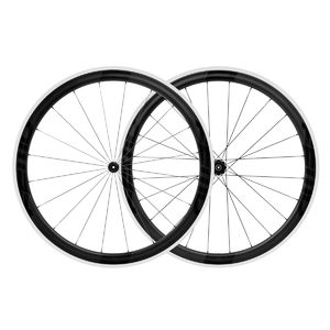 Fast Forward F4R Carbon Clincher Wielset met DT Swiss DT240 Naaf Zwart