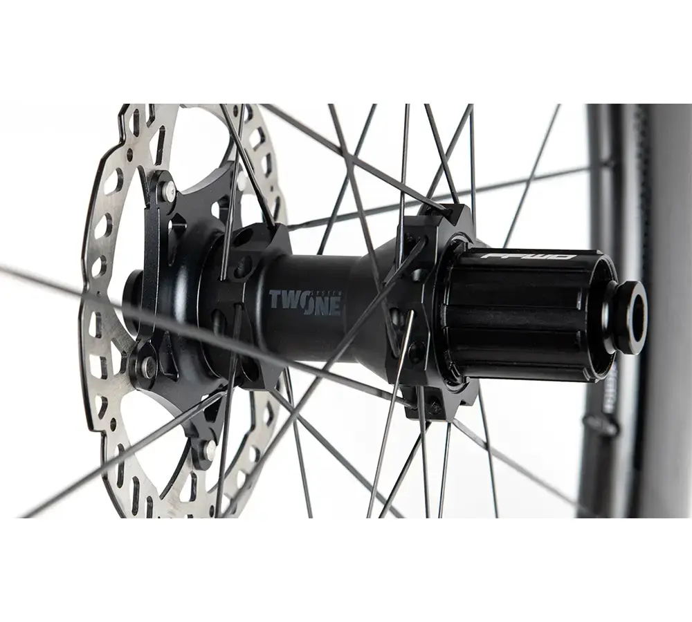 Fast Forward Drift FCC 36mm Disc Wielset met FFWD Naaf Mat Zwart