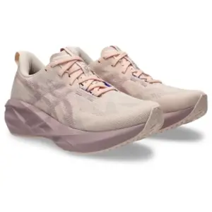 ASICS Novablast 5 Hardloopschoenen Lichtroze Dames