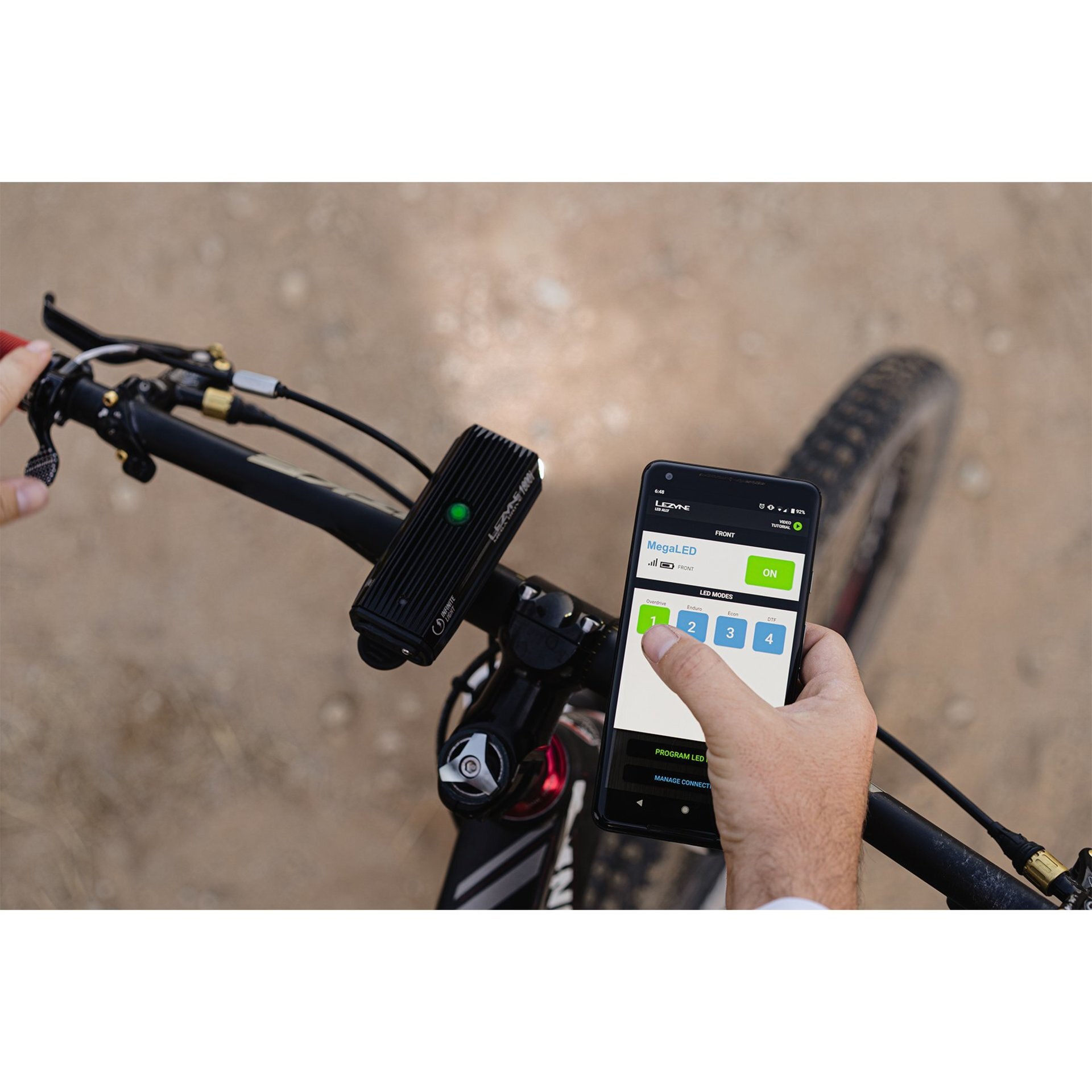 Lezyne Super Drive 1600XXL Koplamp Zwart