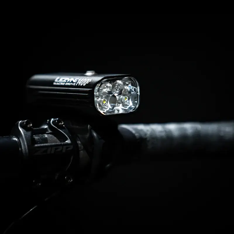 Lezyne Macro Drive 1400+ Koplamp Zwart