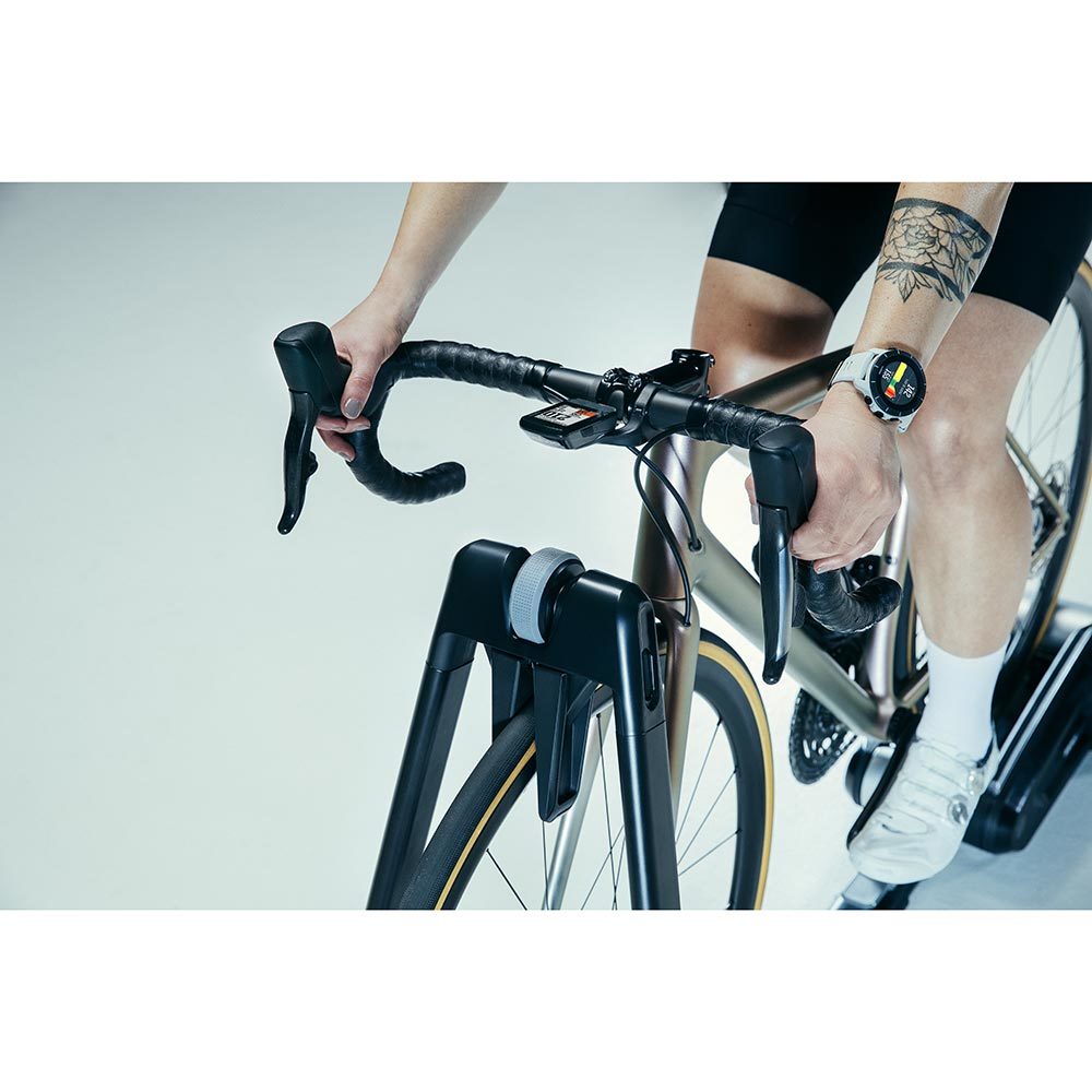 Wahoo KICKR ROLLR Smart Bike Roller