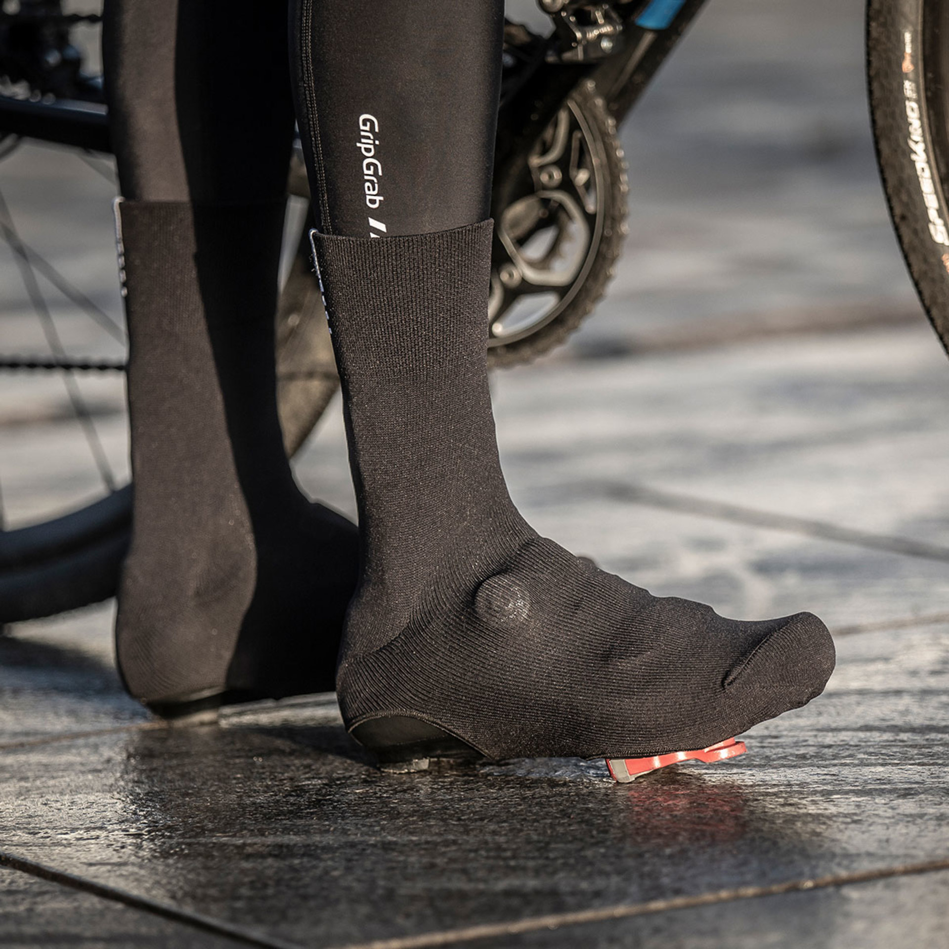 GripGrab Primavera Oversokken Zwart Onesize