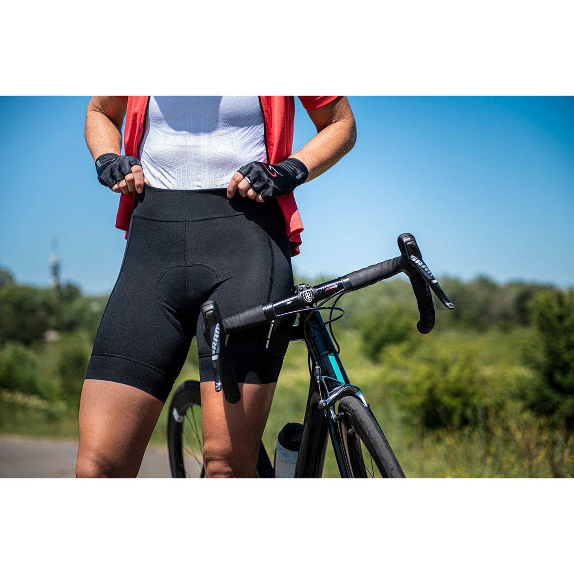 FUTURUM MARA Fietsbroek Kort Zonder Bretels Zwart Dames