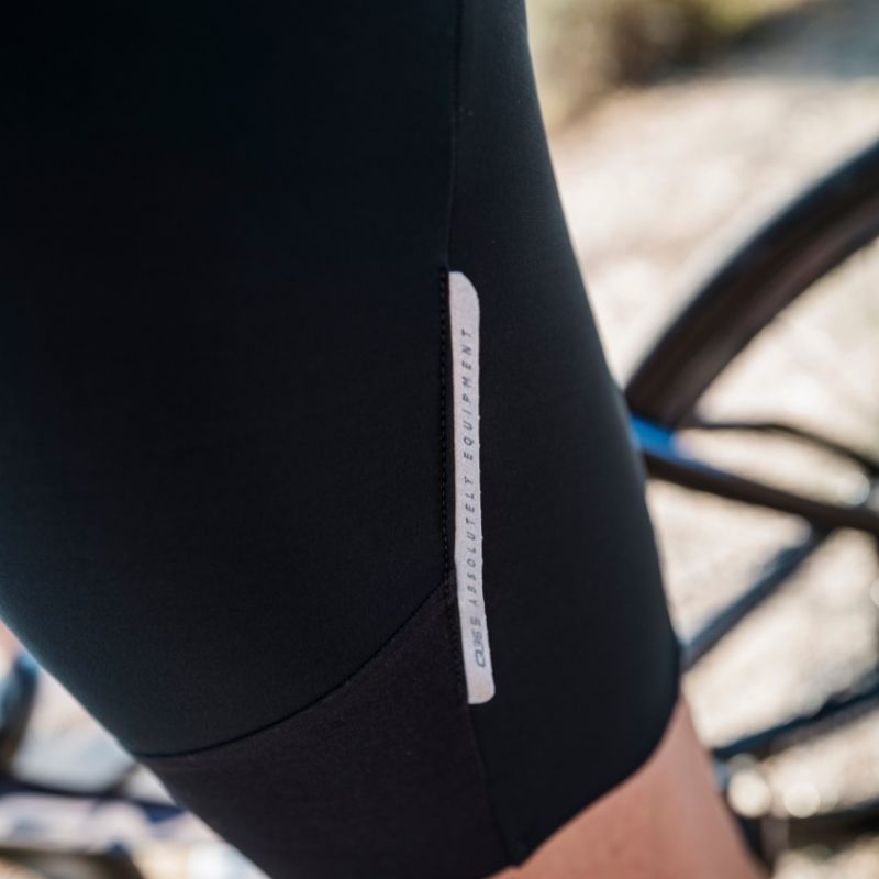Q36.5 Gregarius Essential Fietsbroek Kort Met Bretels Zwart Heren