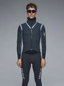 Q36.5 Vampire Hooded Fietsjack Grijs