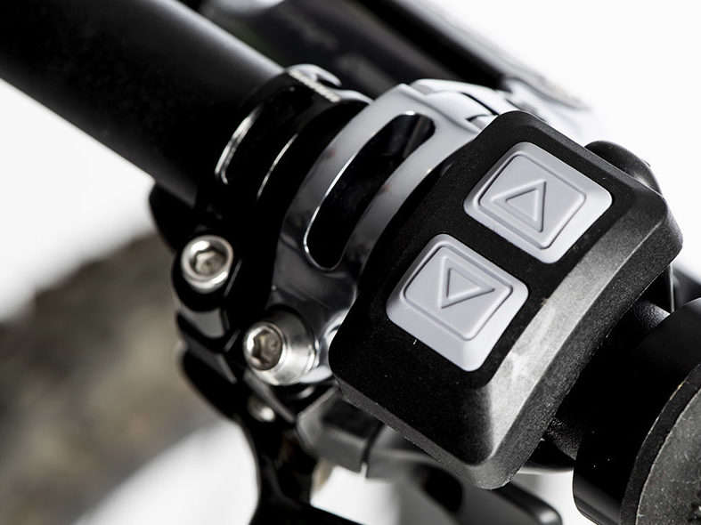 Gloworm X2 2.0 Adventure 2000 Lumen Koplamp Zwart
