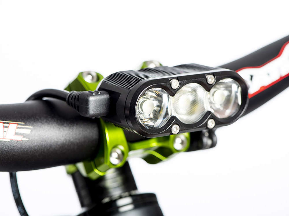 Gloworm XS 2.0 2800 Lumen Koplamp Zwart