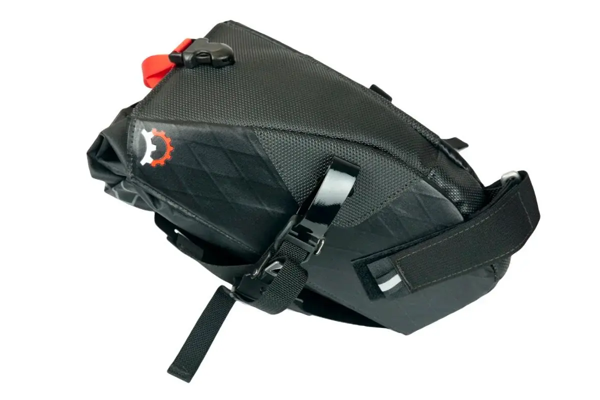 Revelate Designs Terrapin 8L System Zadeltas inclusief Waterdichte Zak Zwart