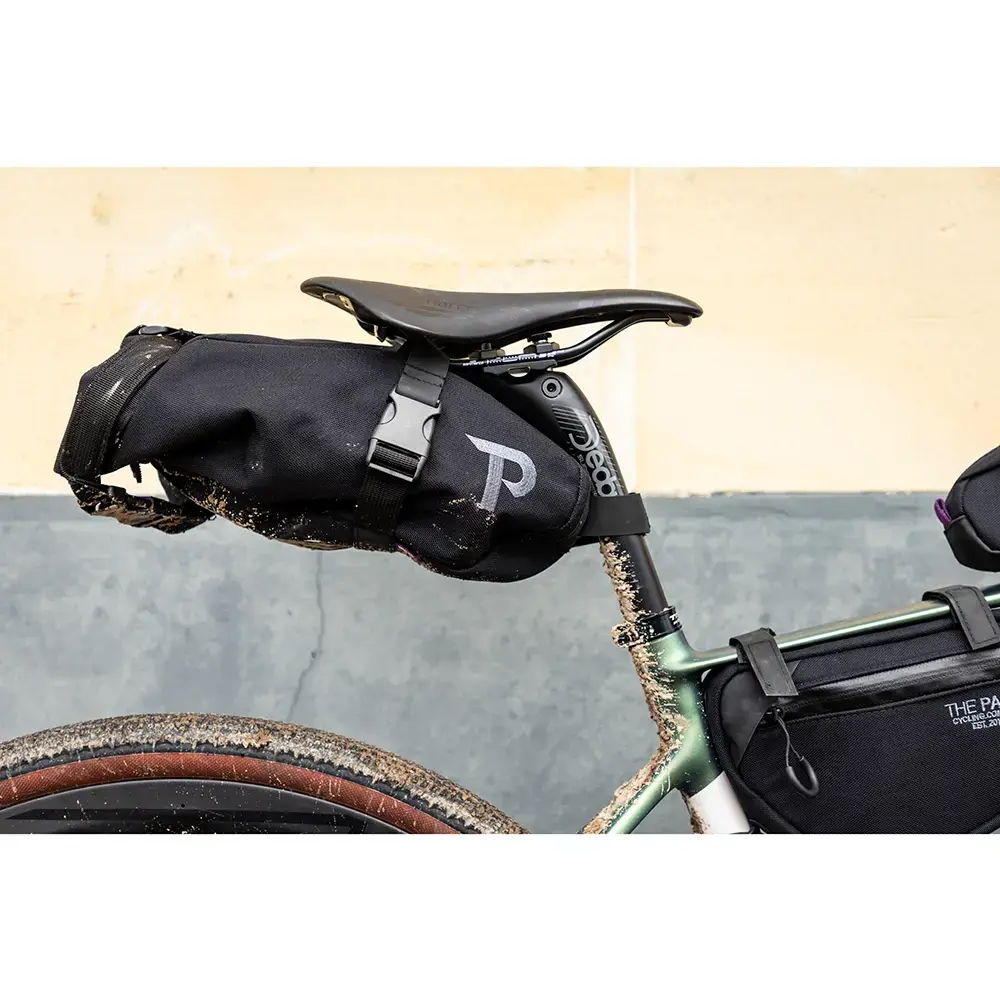 The Pack Snack Bag 4L Zadeltas Zwart
