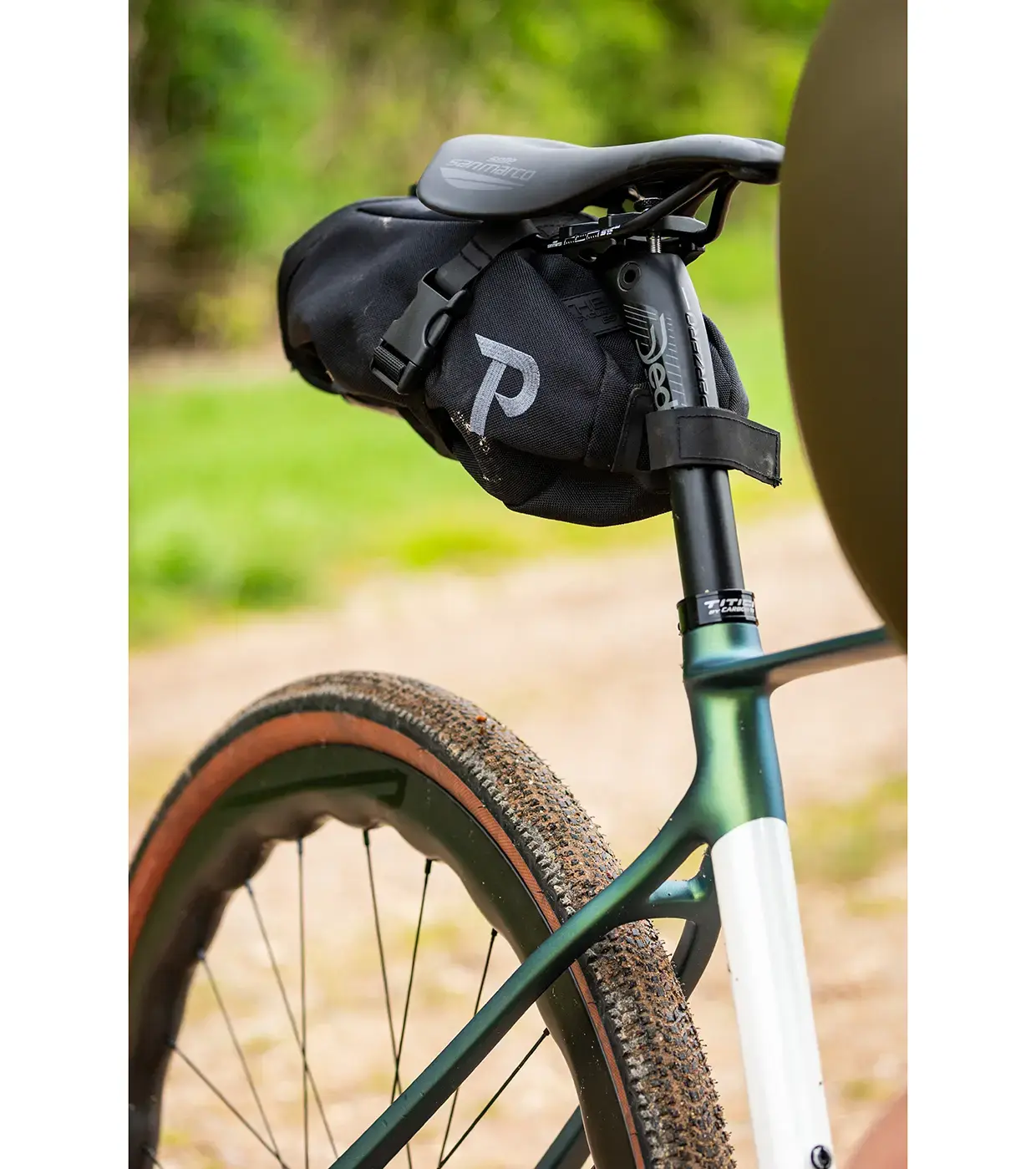 The Pack Snack Bag 4L Zadeltas Zwart
