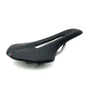Repente Quasar Shot 2.0 LCF Zadel RSV Rails Zwart